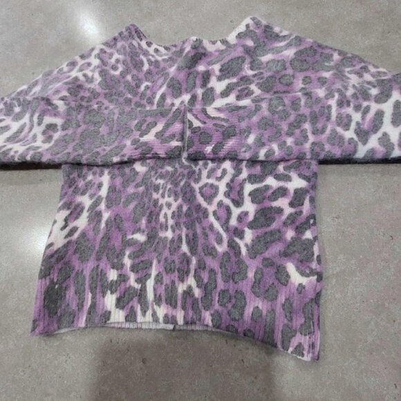 Cute Angora Animal Print Cardigan Sweater - Picture 7 of 8